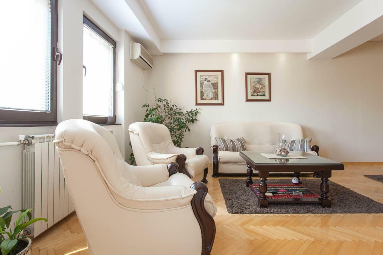 White Apartment Skopje Exteriér fotografie